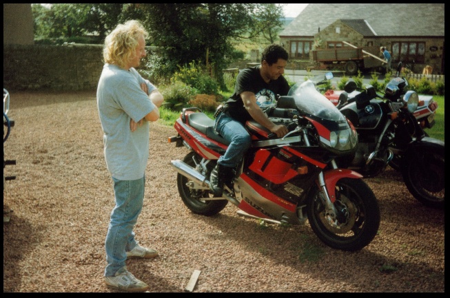 640x419 pixels (152K)